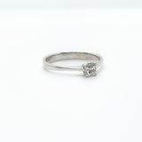 18Ct white gold princess cut solitaire ring 0.30ct.
