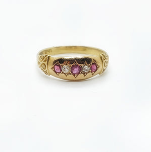 18ct Yellow gold Diamond and Ruby ring.